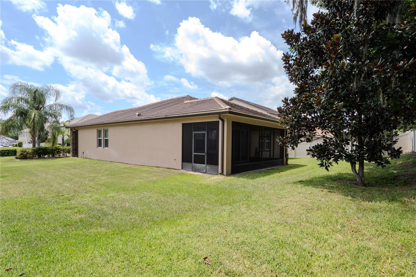 Image 16 of 21 For 2219 Bigler Oak Place
