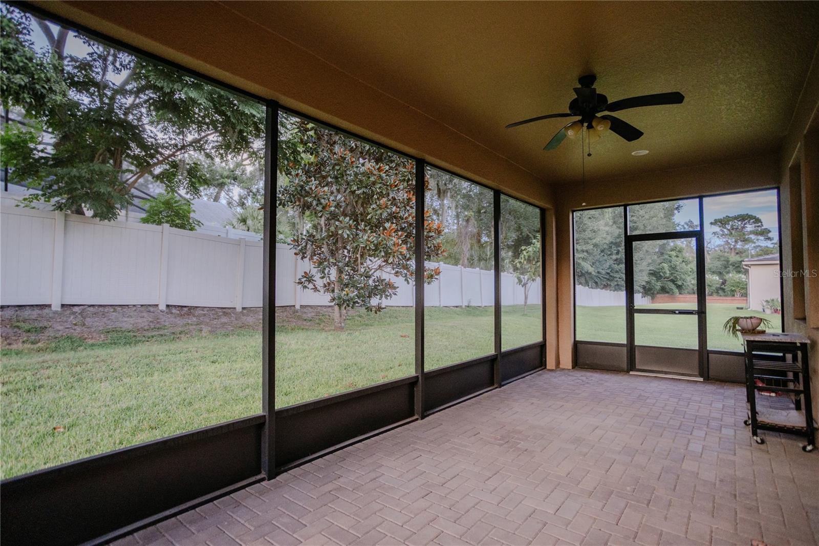 Image 18 of 21 For 2219 Bigler Oak Place