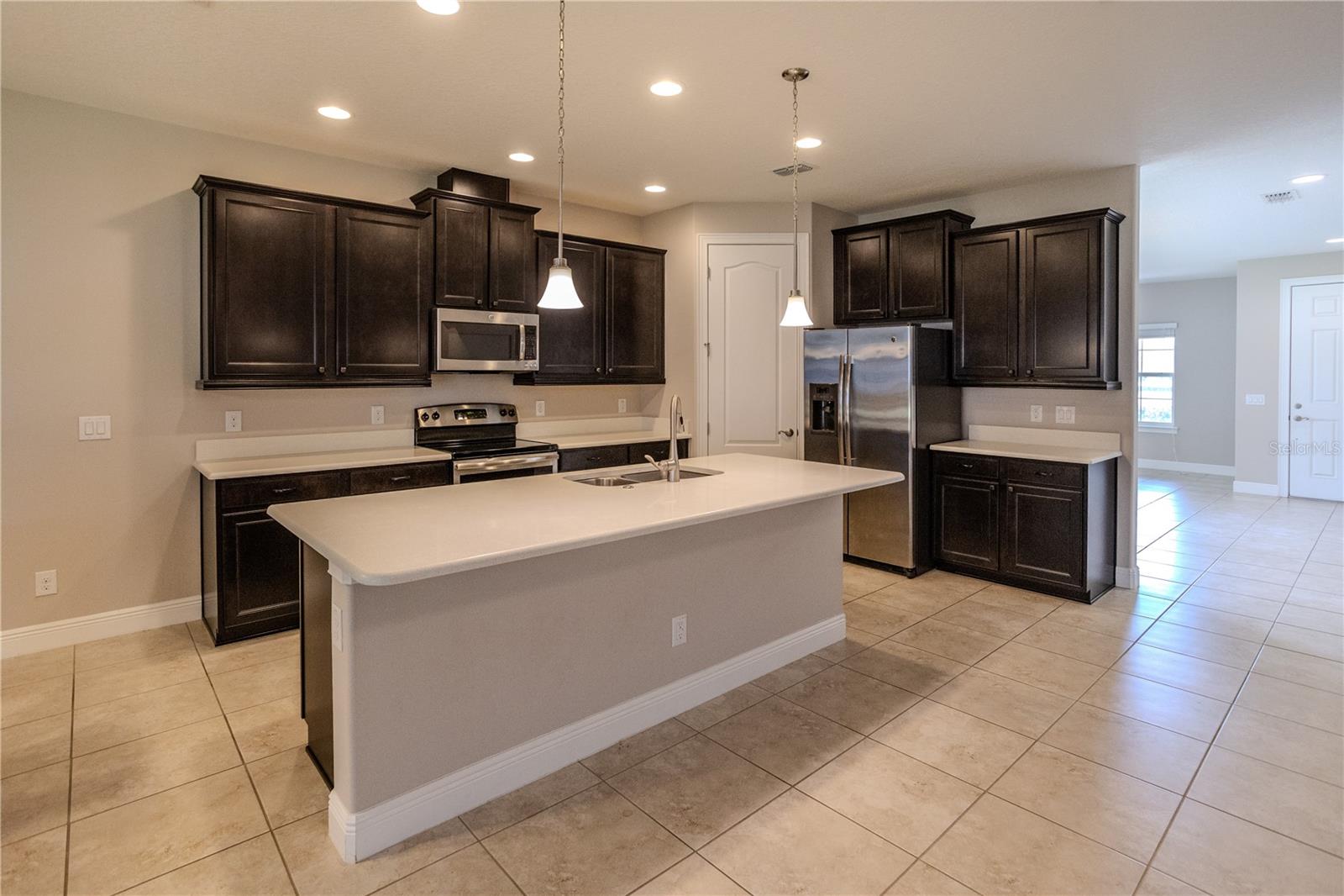 Image 5 of 21 For 2219 Bigler Oak Place