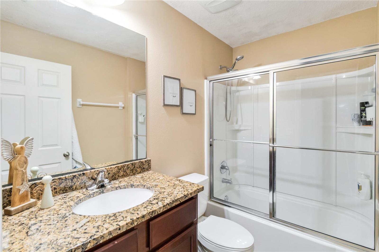 Image 16 of 21 For 1356 Chelsea Drive