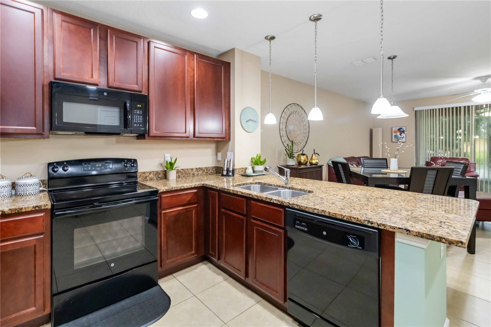 Image 9 of 21 For 1356 Chelsea Drive