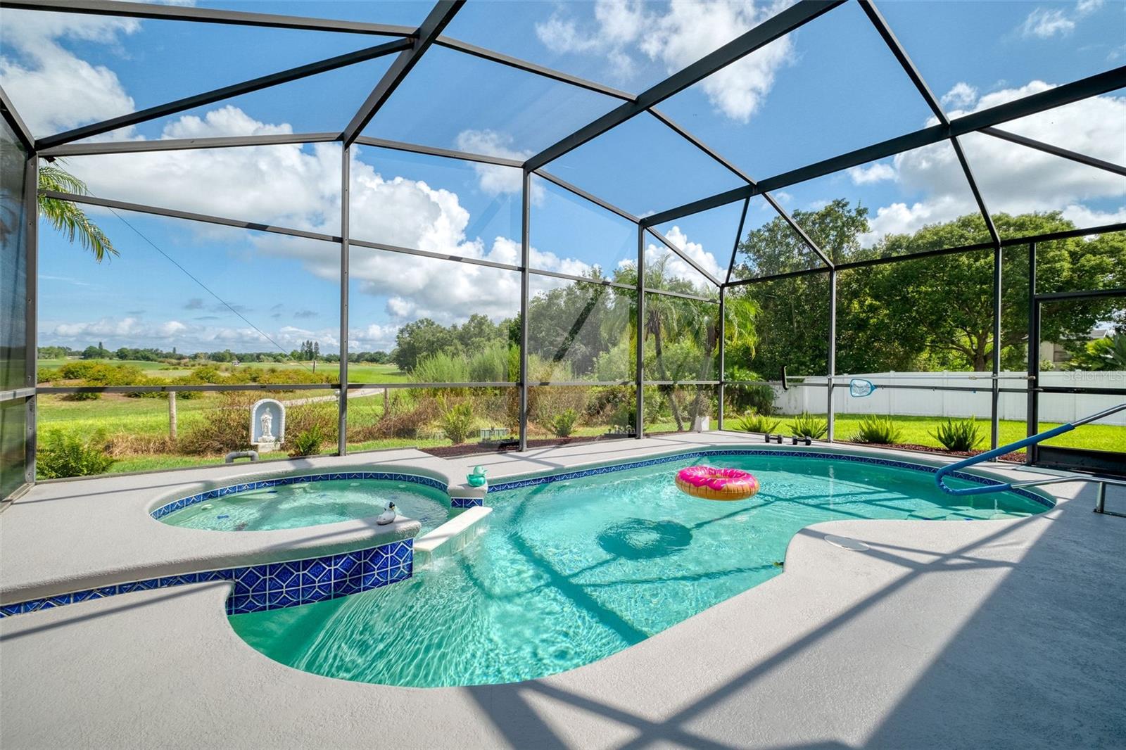 Image 3 of 31 For 1845 Sir Lancelot Circle