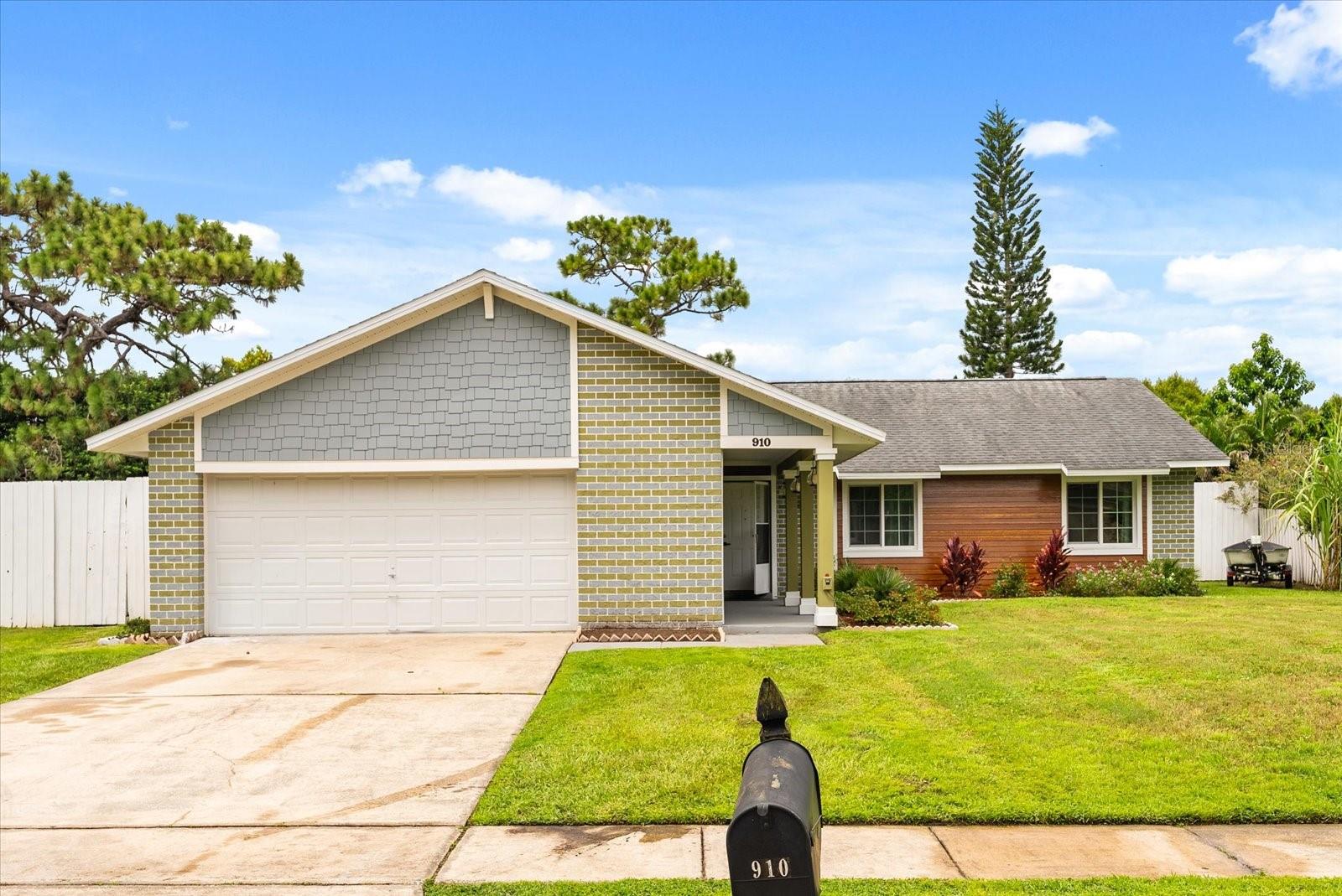 Details for 910 Mosshart Lane, ORLANDO, FL 32825