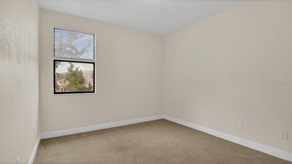 Image 11 of 27 For 8057 Prestbury Drive