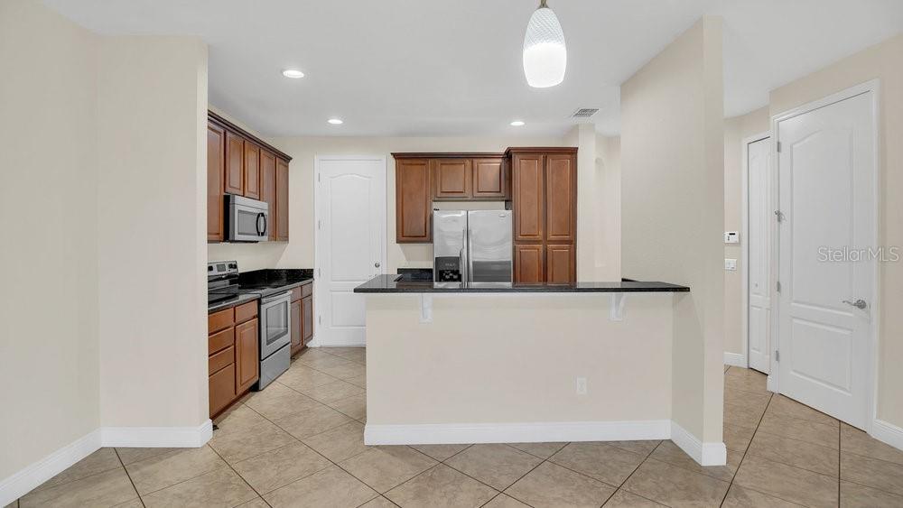 Image 7 of 27 For 8057 Prestbury Drive