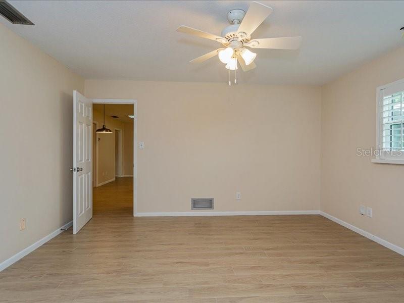Image 11 of 25 For 4515 Koger Street