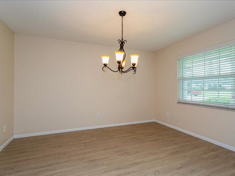 Image 4 of 25 For 4515 Koger Street
