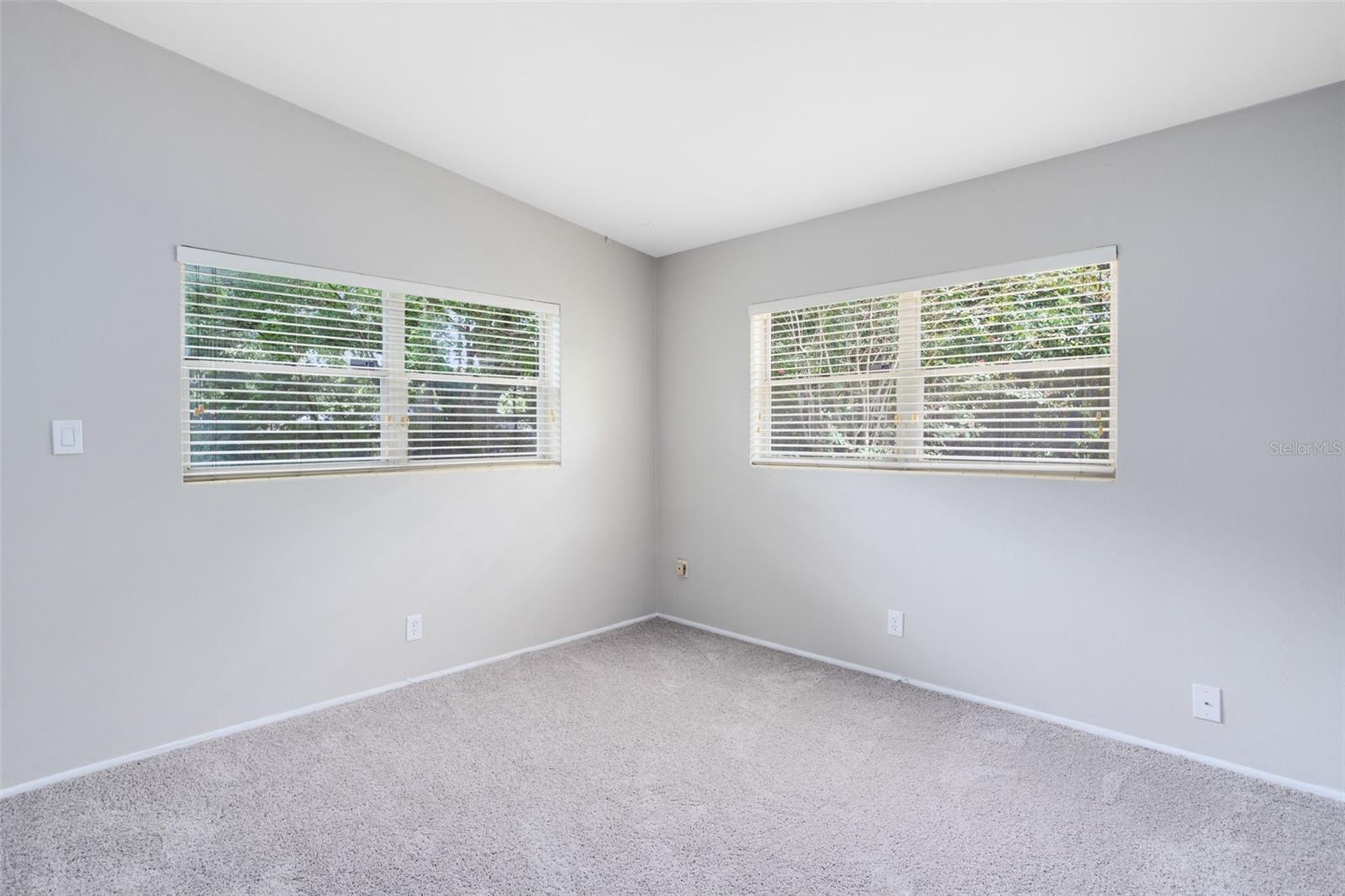 Image 13 of 27 For 804 Airport Boulevard