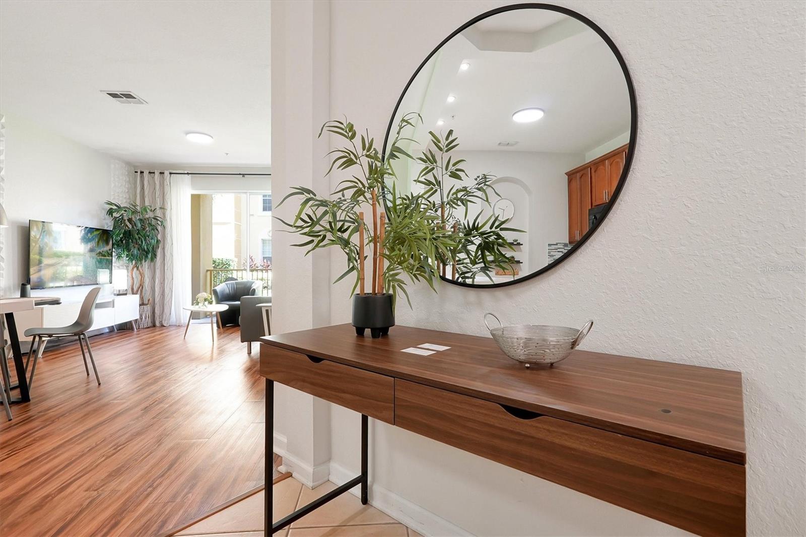 Image 6 of 40 For 4814 Cayview Avenue 10713