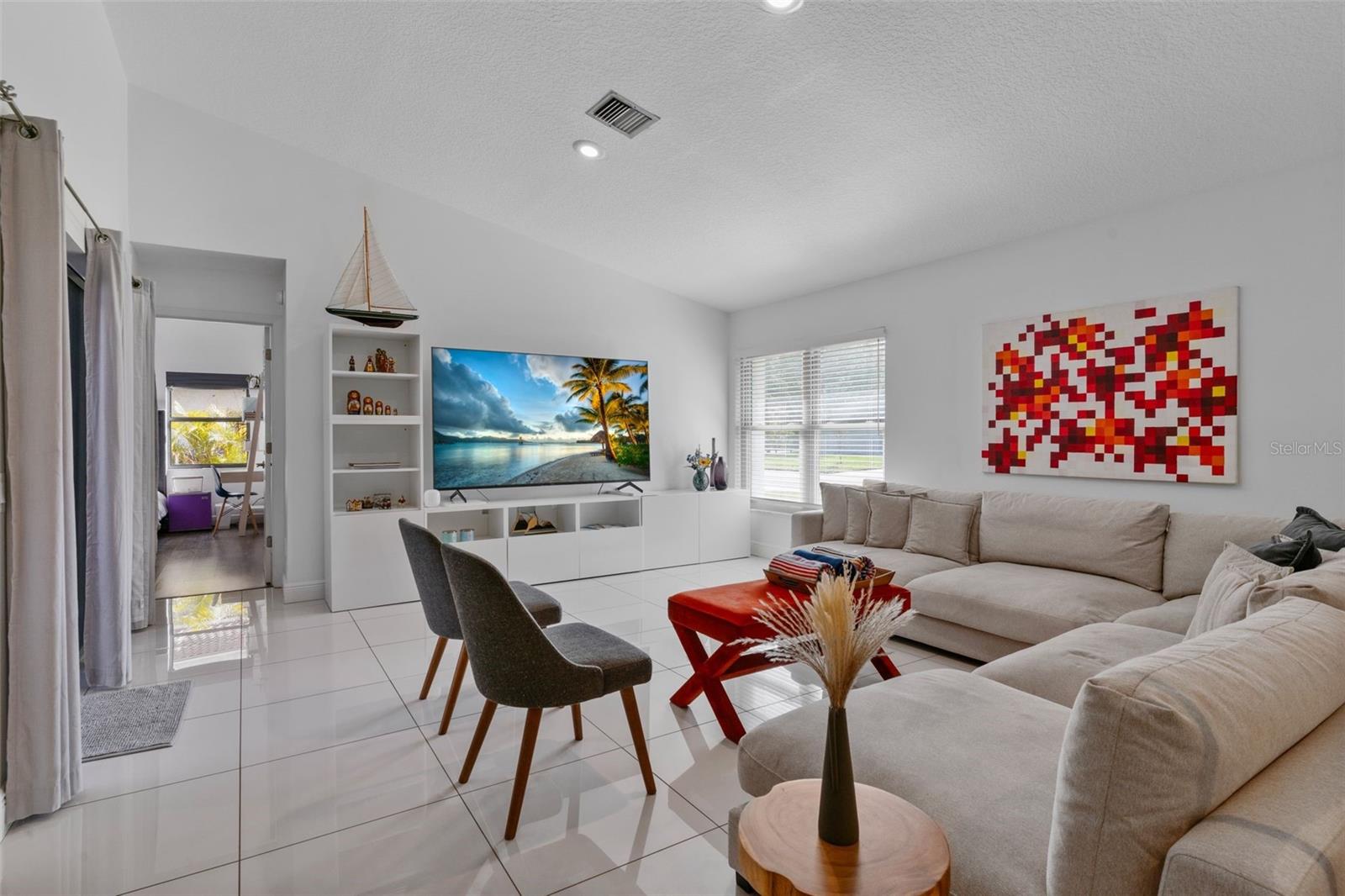 Image 17 of 61 For 6339 Coopers Green Court