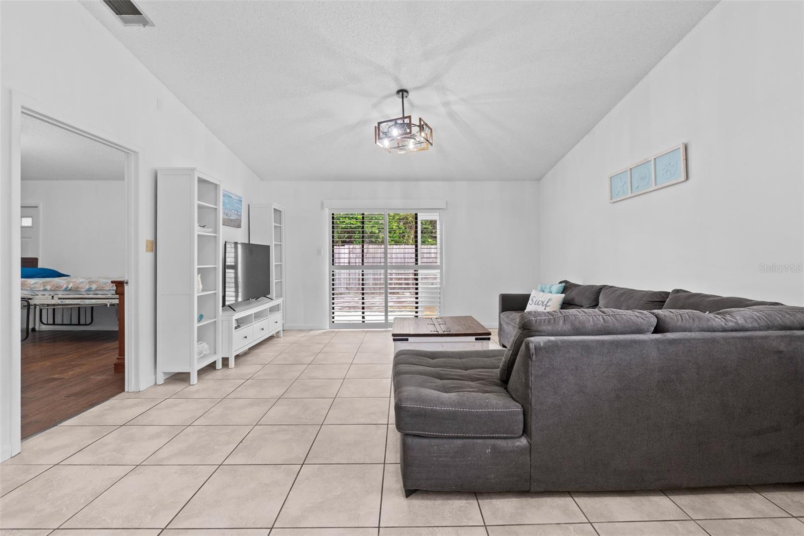 Image 16 of 39 For 1243 Bridlebrook Drive