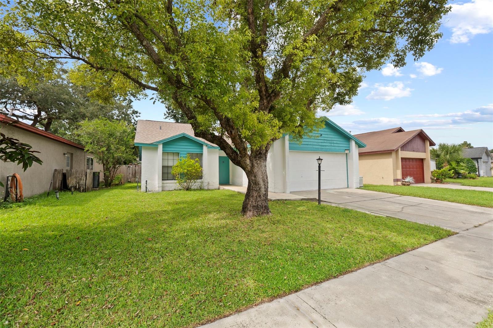 Image 3 of 39 For 1243 Bridlebrook Drive