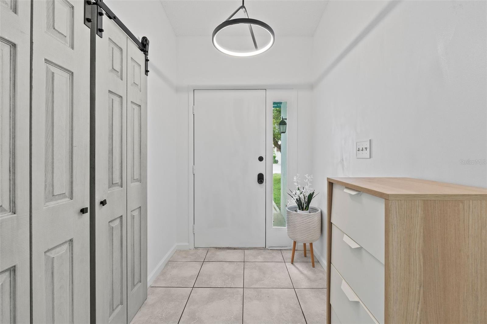 Image 5 of 39 For 1243 Bridlebrook Drive