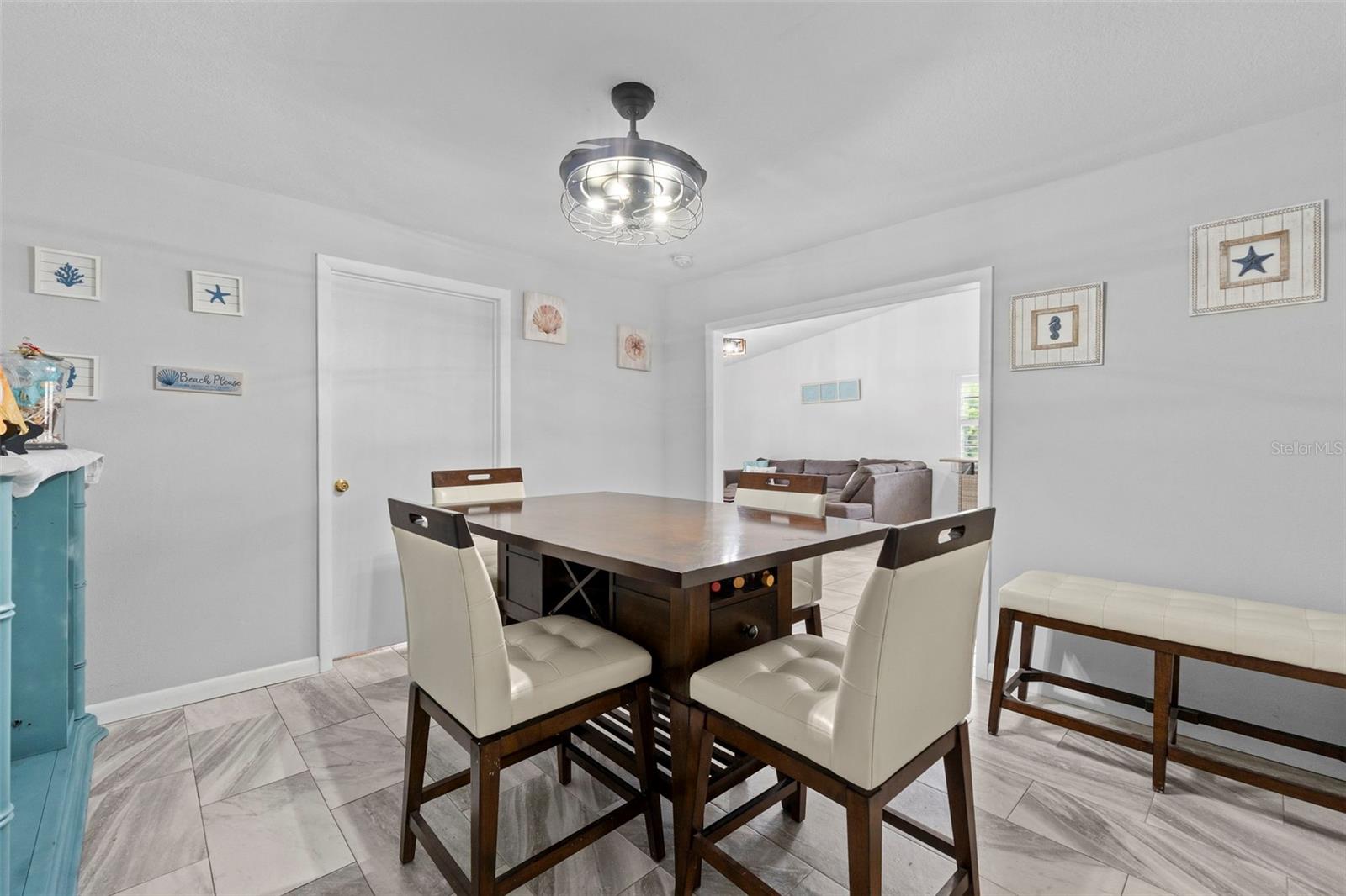 Image 9 of 39 For 1243 Bridlebrook Drive