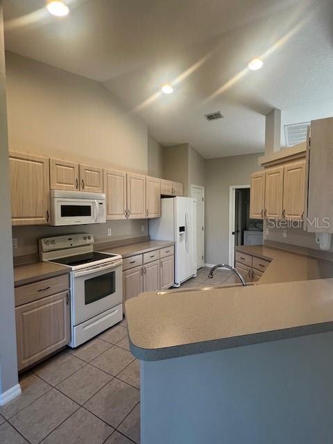 Image 4 of 23 For 8592 60th Court