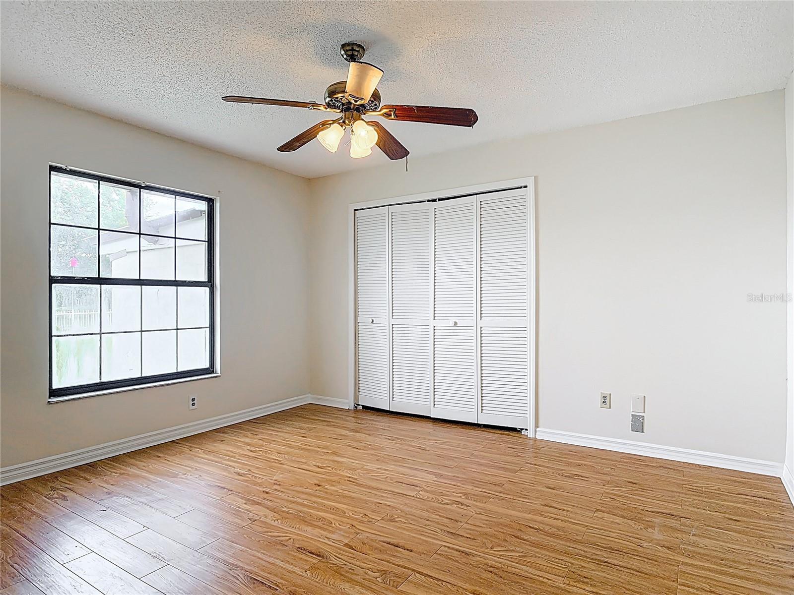 Image 16 of 33 For 318 Mitnik Drive