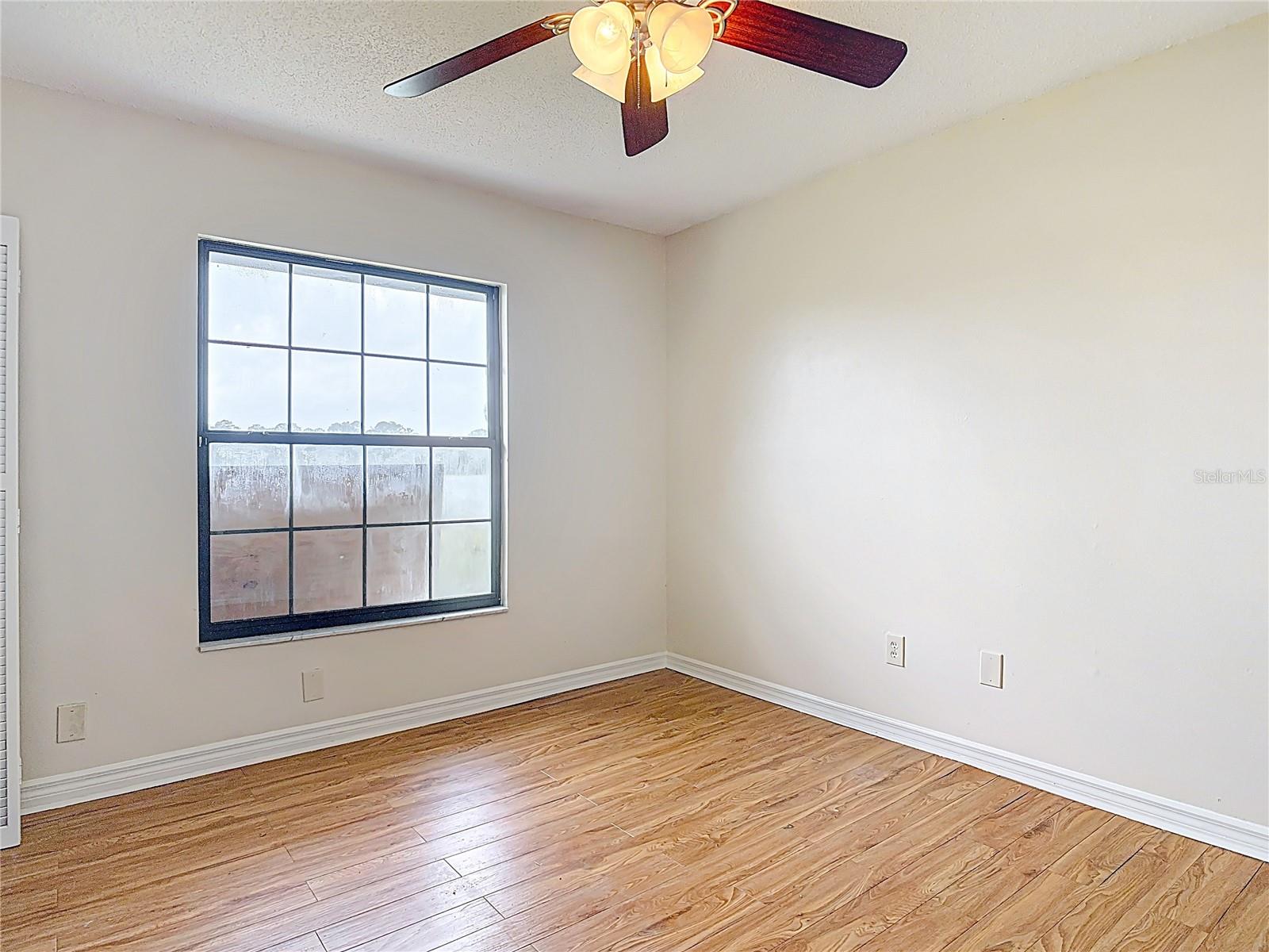 Image 17 of 33 For 318 Mitnik Drive