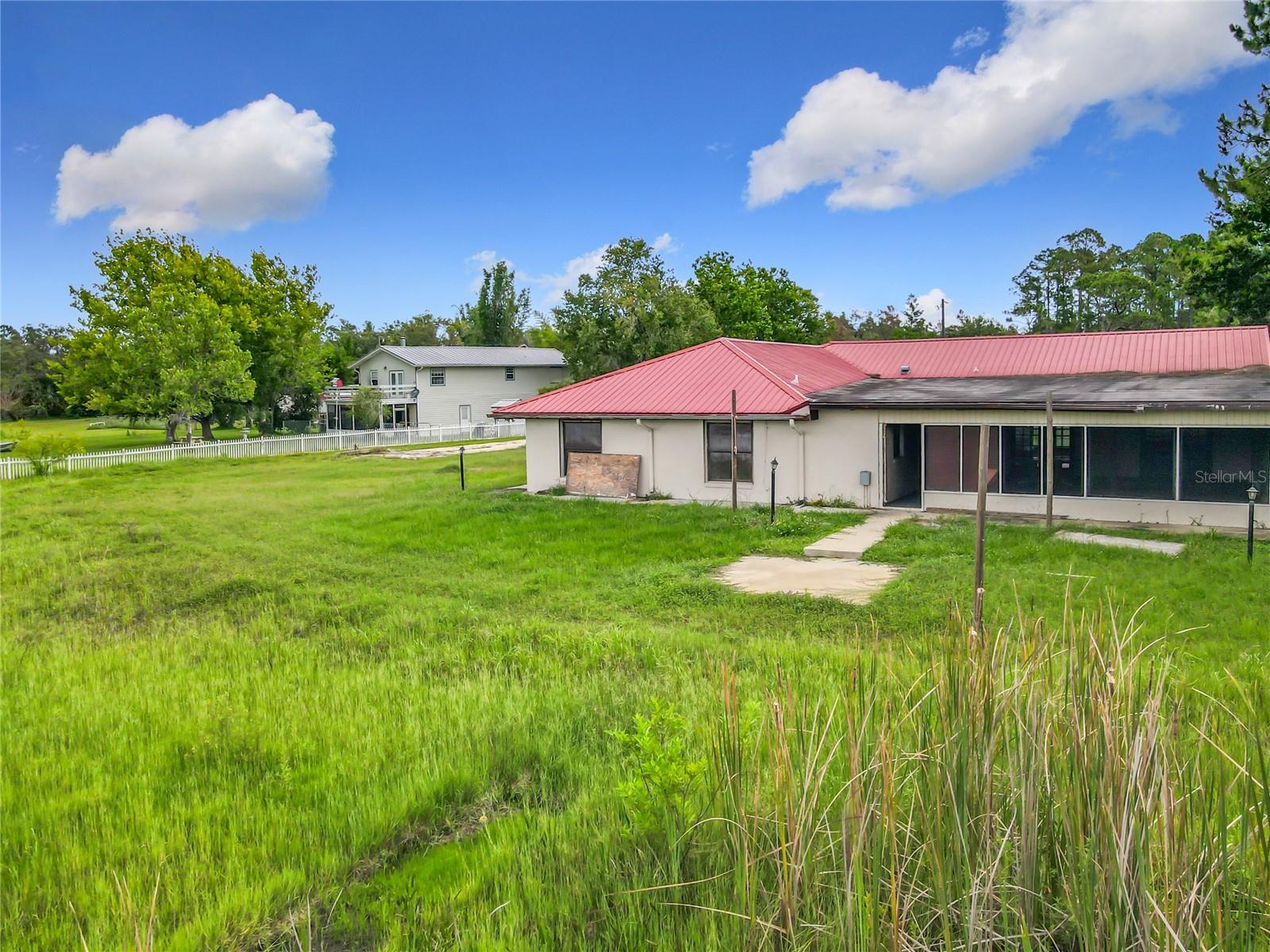 Image 28 of 33 For 318 Mitnik Drive