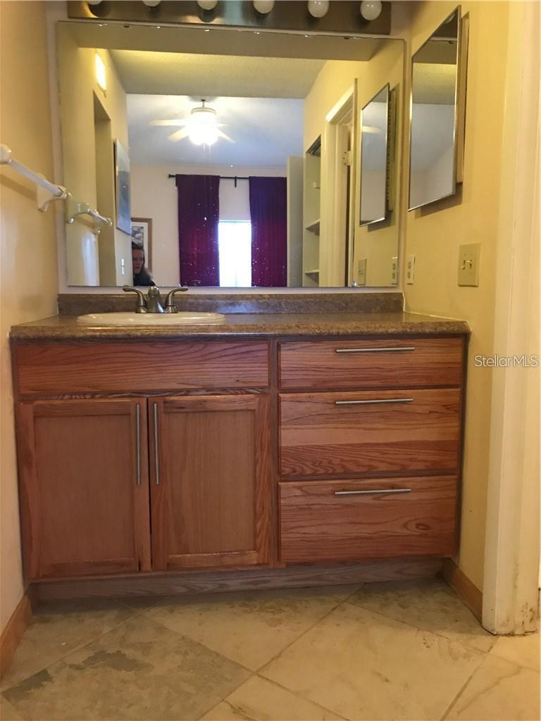 Image 13 of 23 For 4559 Lakeway Drive 3806