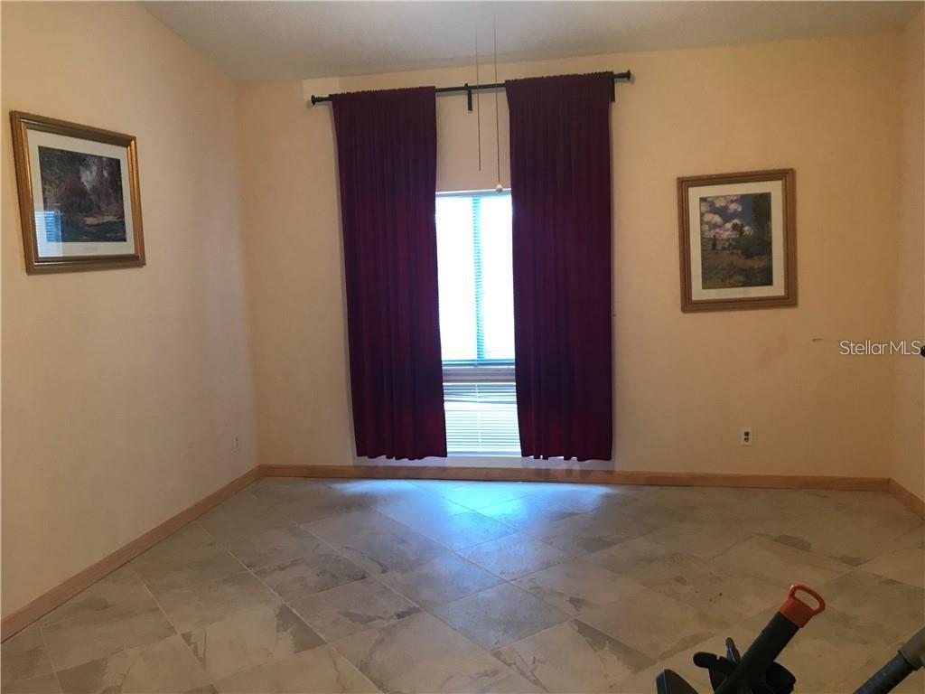 Image 15 of 23 For 4559 Lakeway Drive 3806