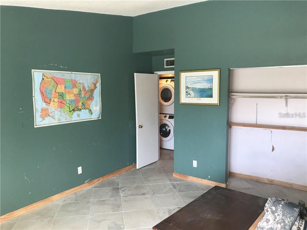 Image 20 of 23 For 4559 Lakeway Drive 3806