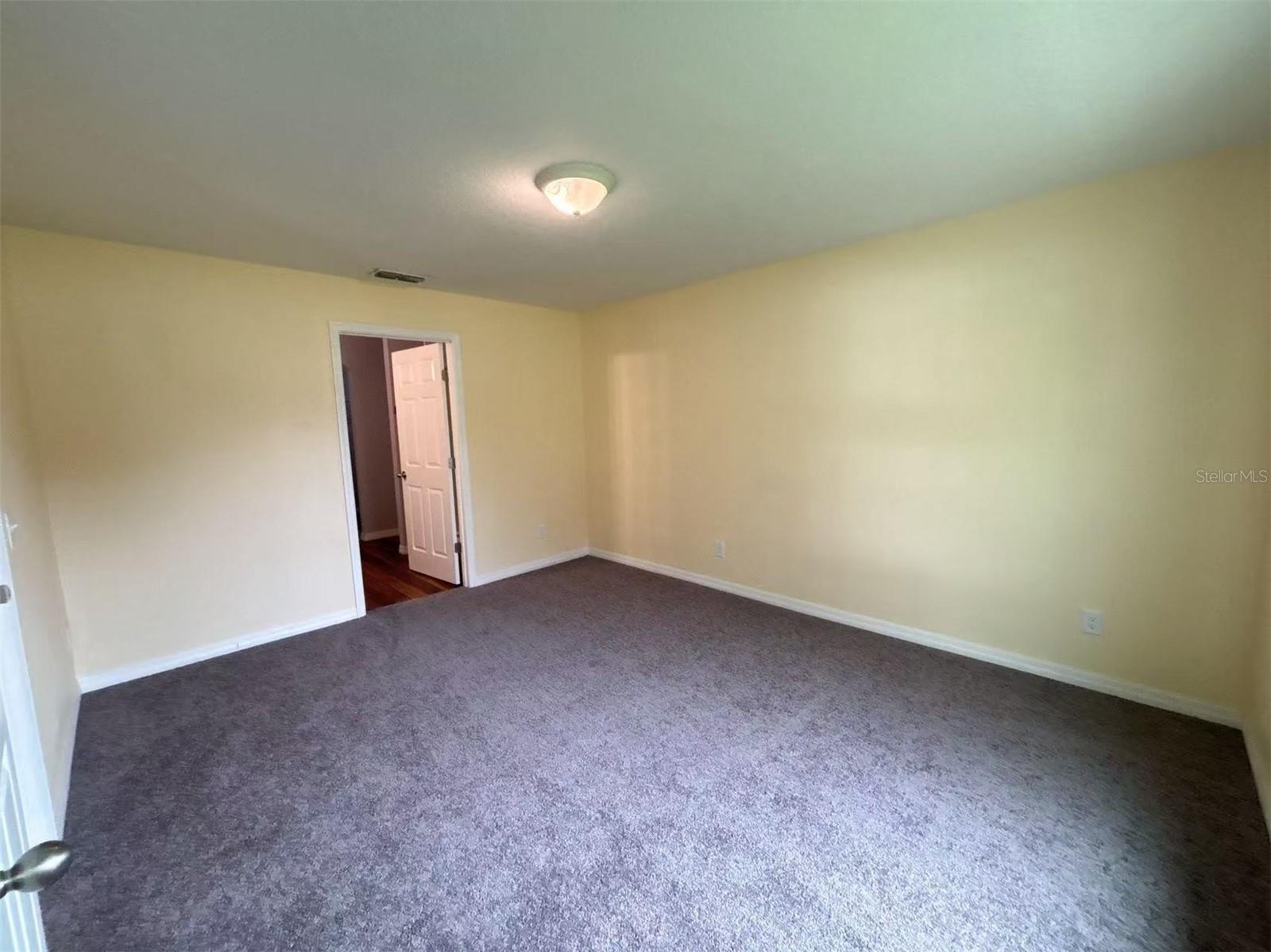 Image 15 of 47 For 1190 Woodlark Drive