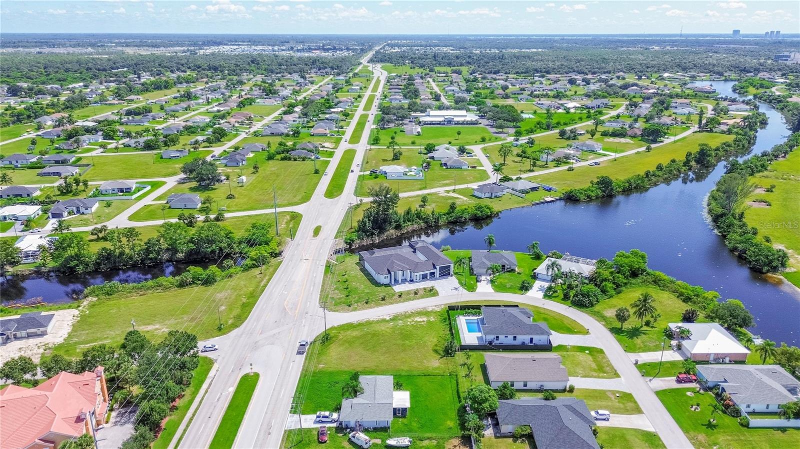 Image 10 of 11 For 1808 Kismet Parkway E