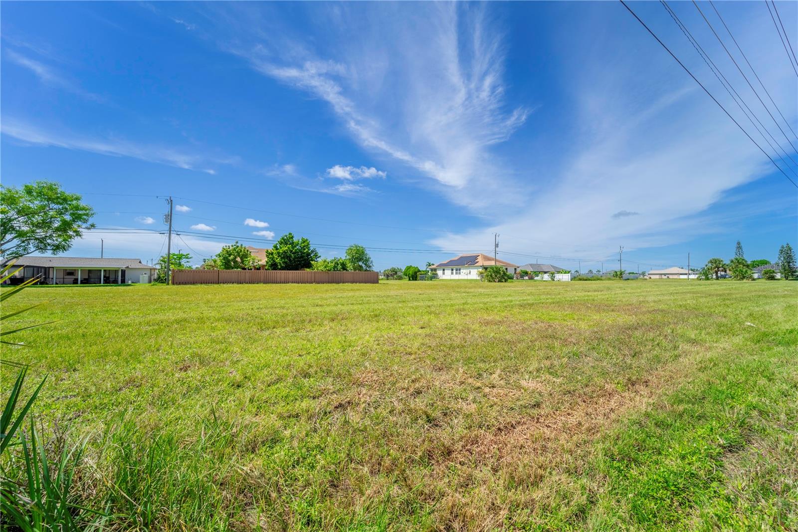 Image 4 of 11 For 1808 Kismet Parkway E