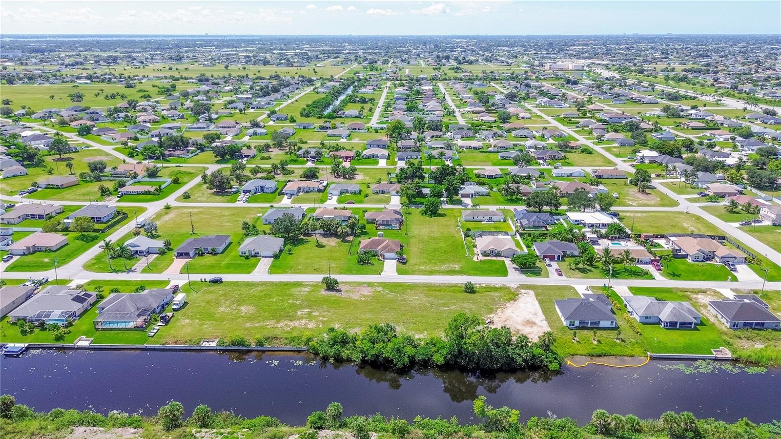 Image 9 of 11 For 1808 Kismet Parkway E