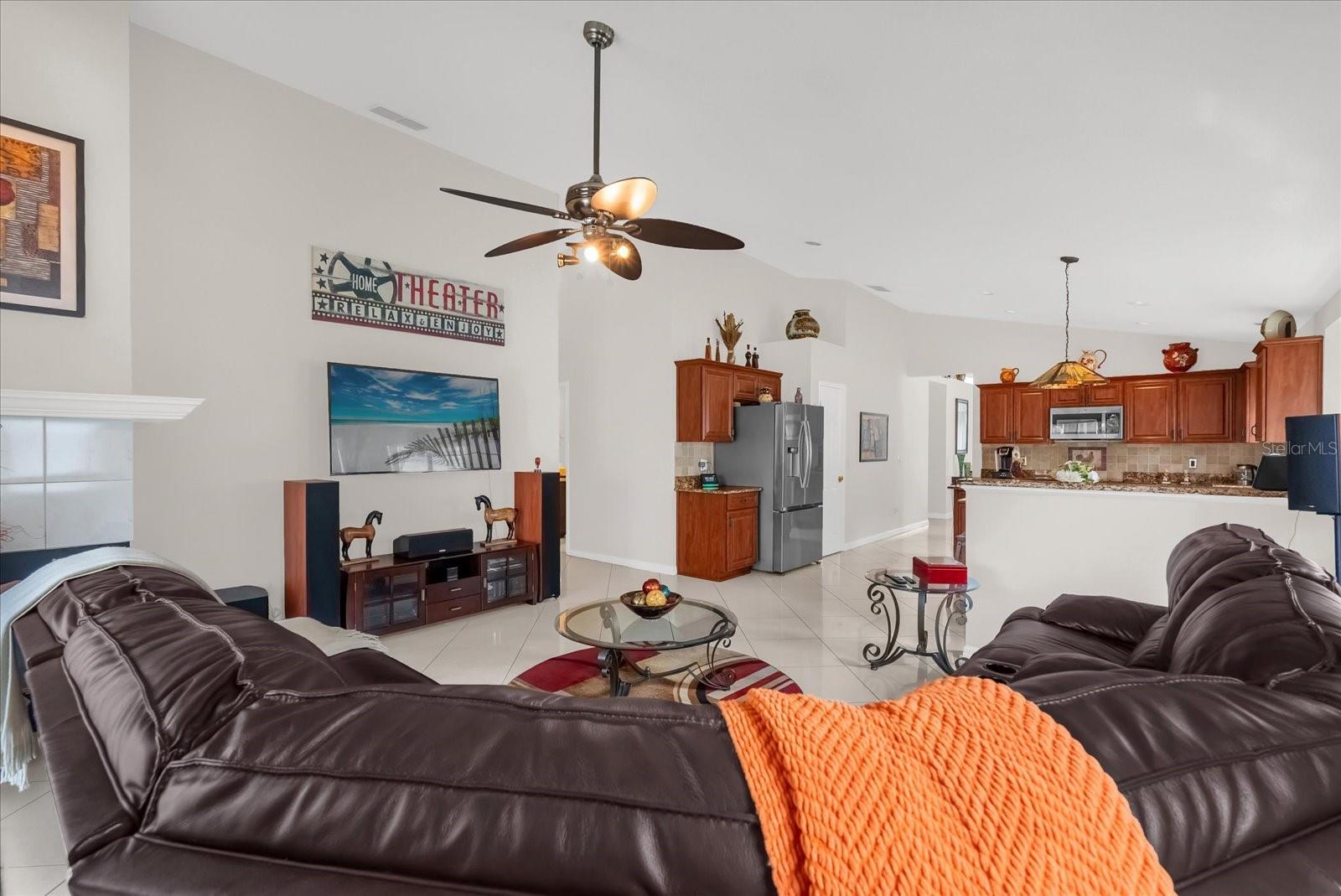 Image 12 of 32 For 12376 Arlington Park Lane