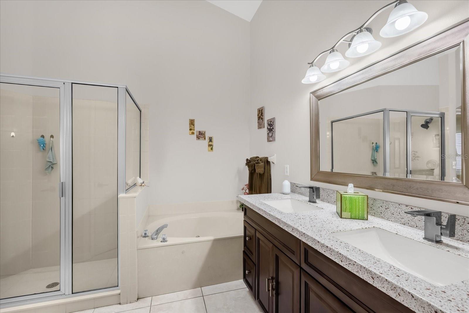 Image 15 of 32 For 12376 Arlington Park Lane
