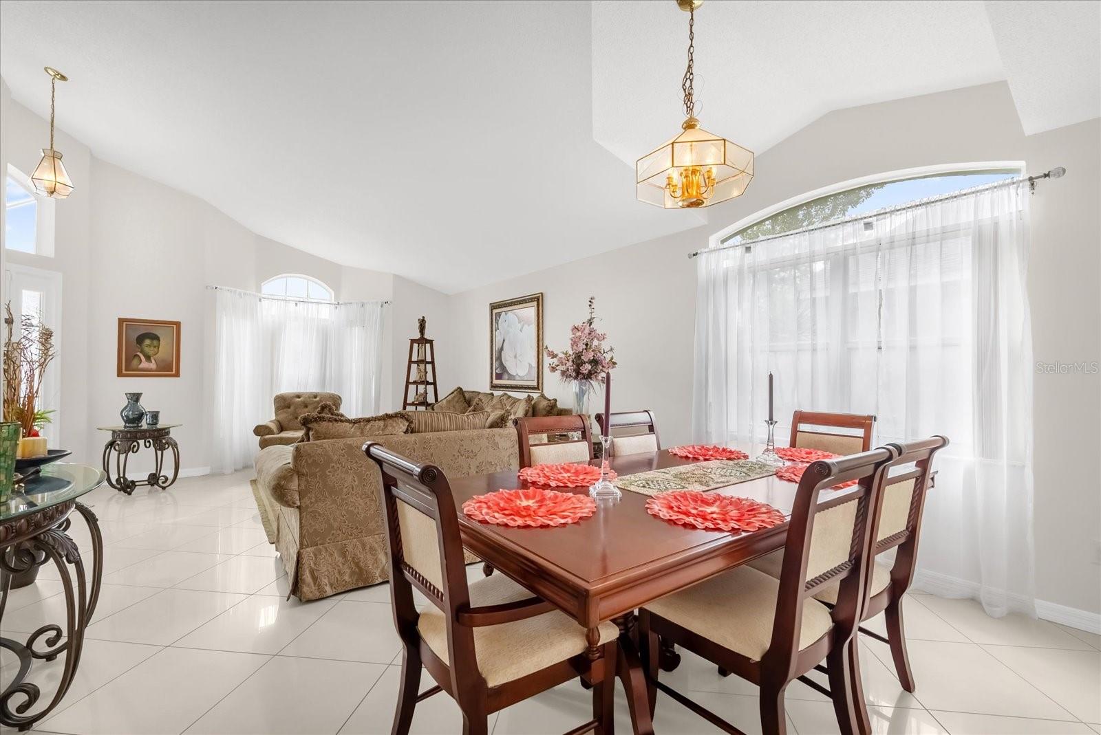 Image 4 of 32 For 12376 Arlington Park Lane