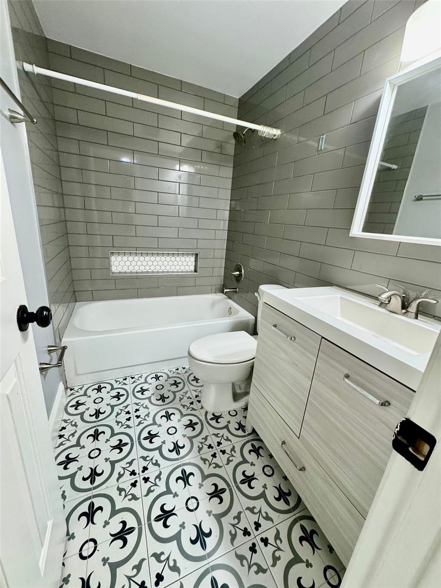 Image 12 of 28 For 9852 Flynt Circle