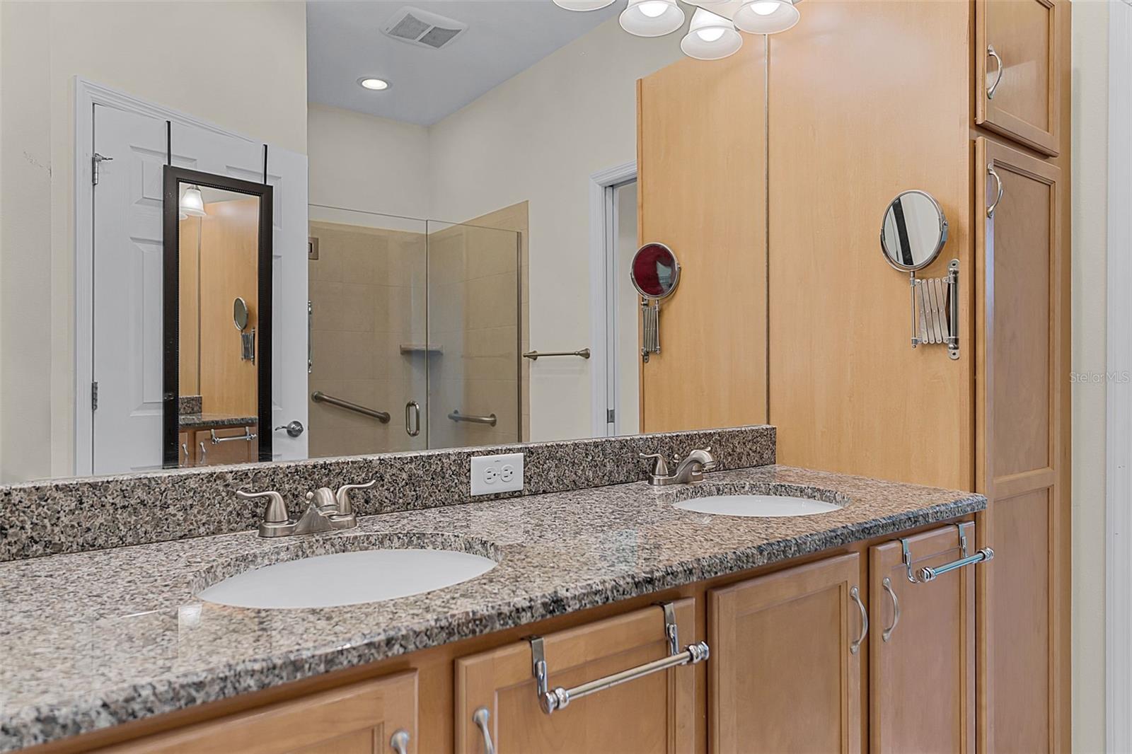 Image 6 of 18 For 2504 Sapphire Greens Lane