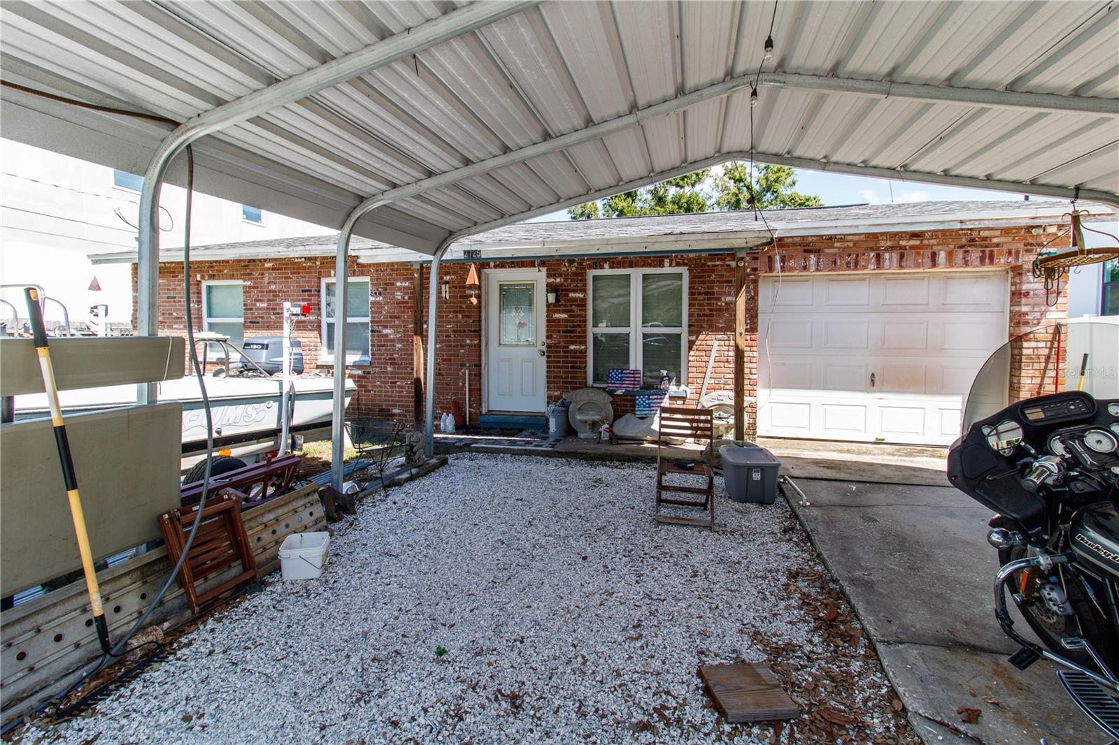 Image 8 of 19 For 2725 Tyson Avenue