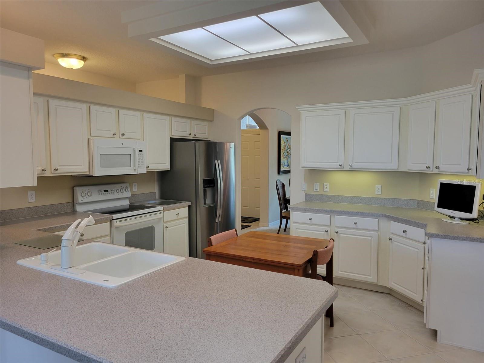 Image 6 of 48 For 3550 Chessington Street