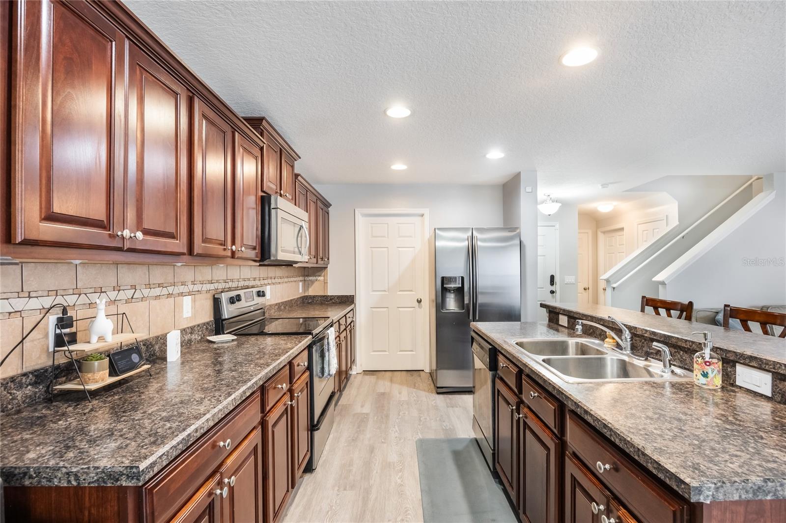 Image 8 of 22 For 2452 Formax Drive