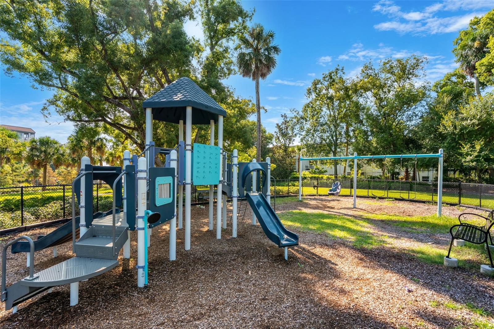 Image 34 of 34 For 1000 Orlando Avenue 31