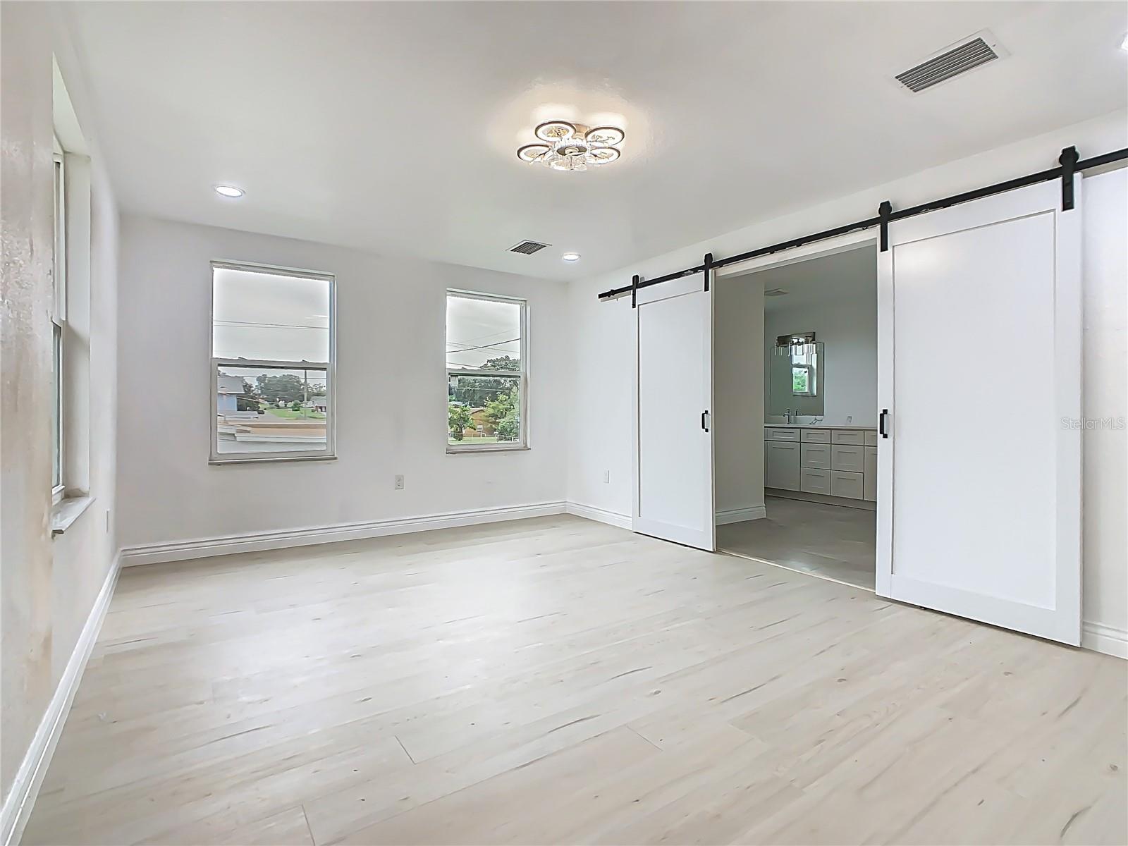 Image 18 of 35 For 1132 Avenue K