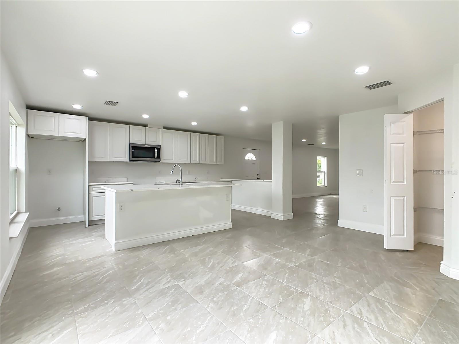 Image 8 of 35 For 1132 Avenue K
