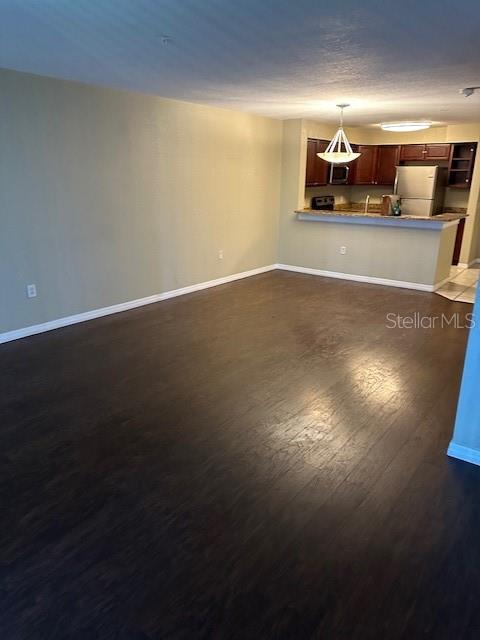 Image 6 of 10 For 13827 Fairway Island Drive 1234