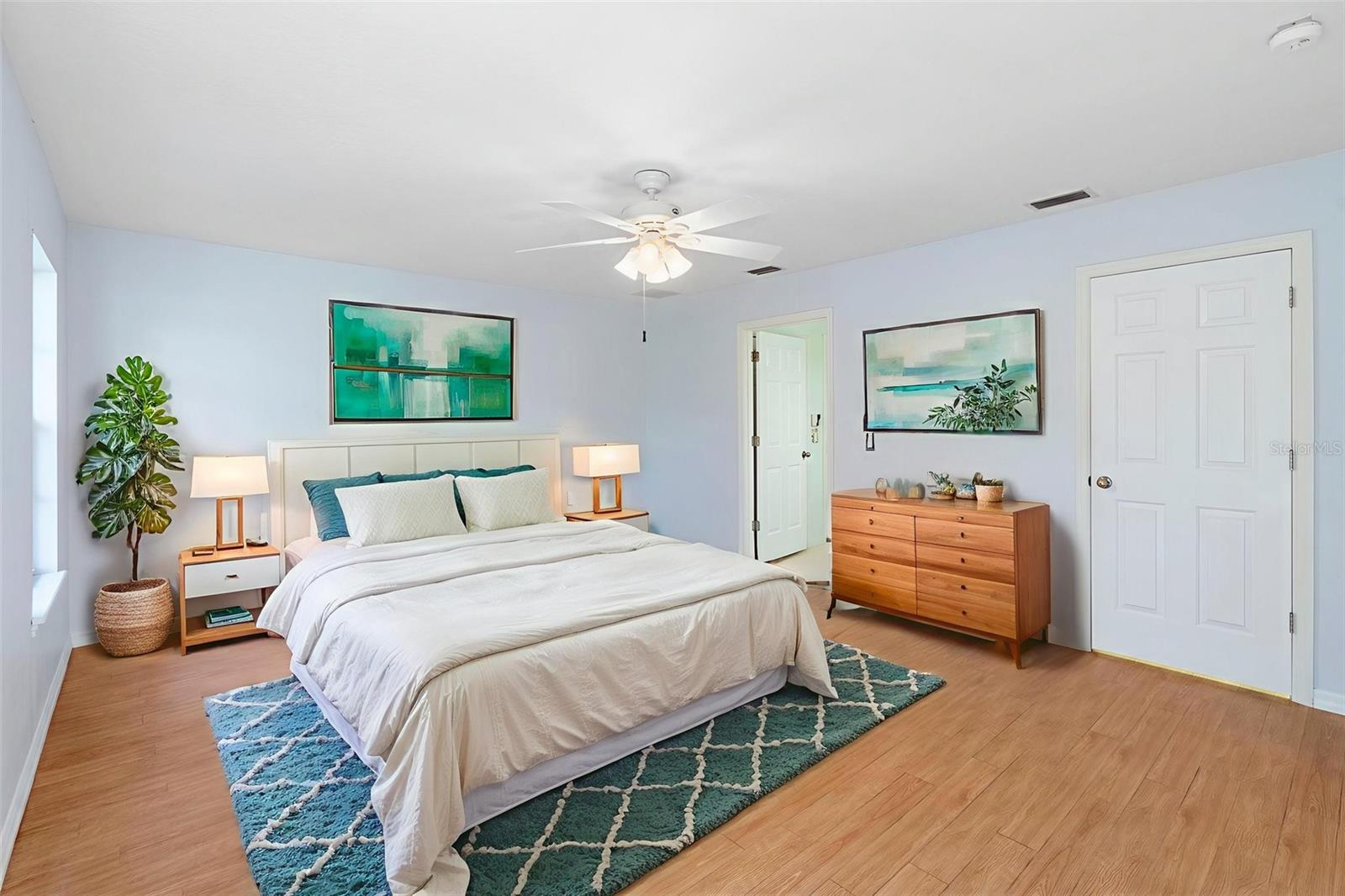 Image 19 of 30 For 1460 Lake Markham Road