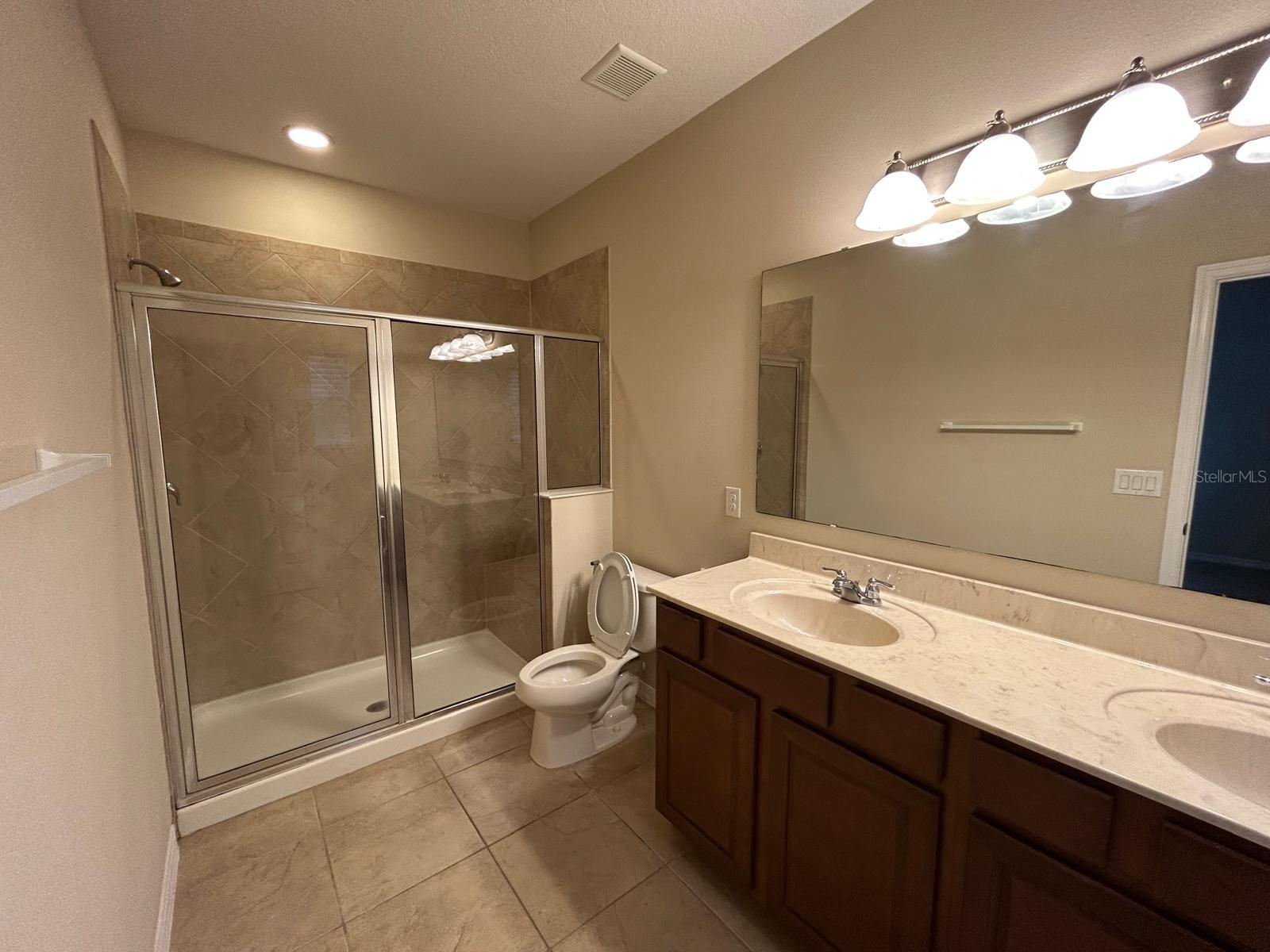 Image 10 of 19 For 11213 Grander Drive