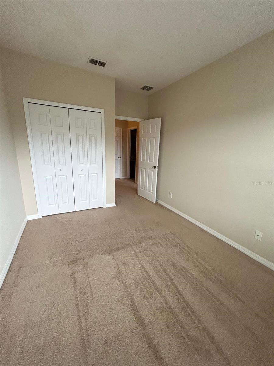 Image 13 of 19 For 11213 Grander Drive