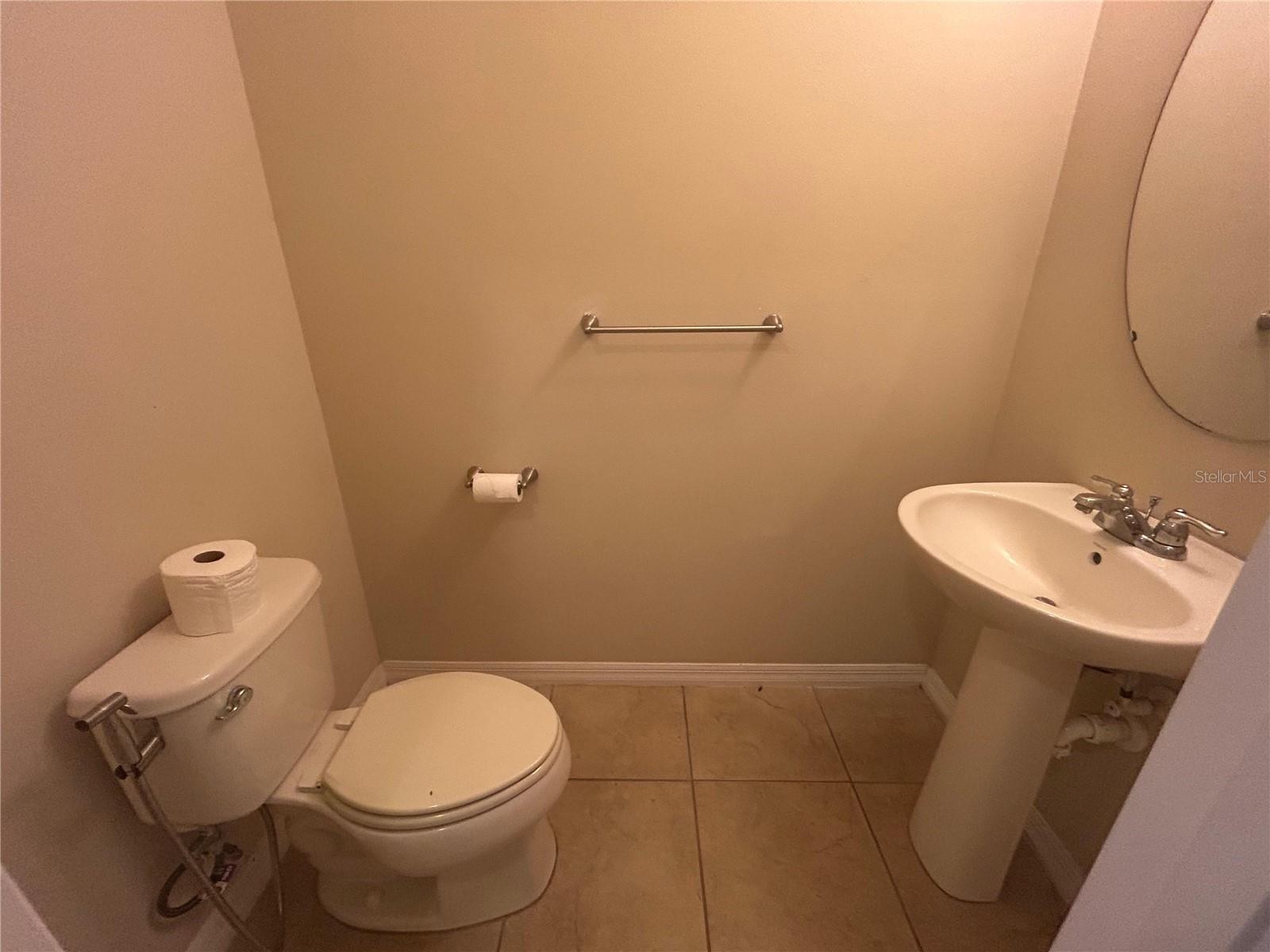 Image 6 of 19 For 11213 Grander Drive