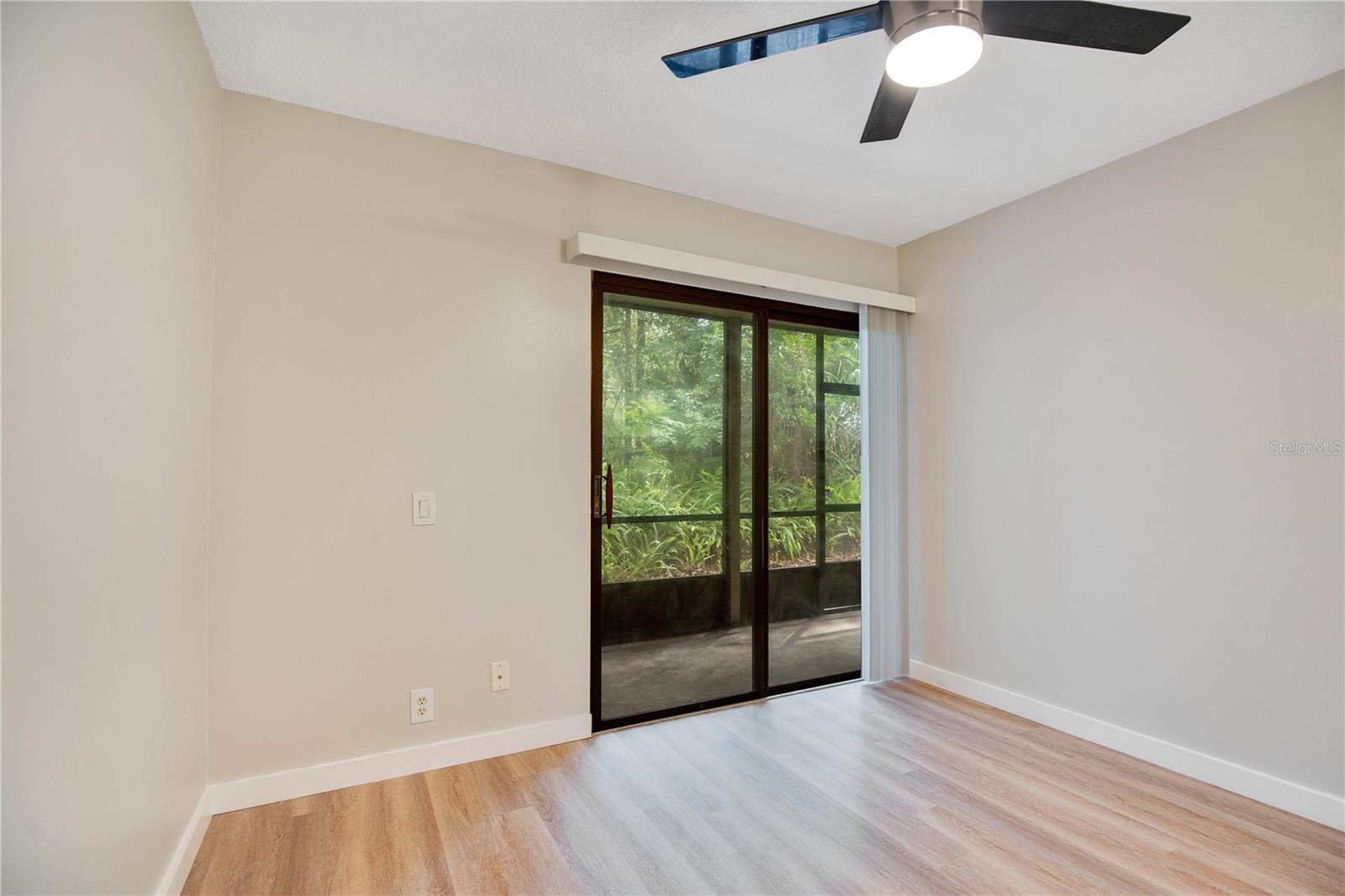 Image 11 of 15 For 10 Sheoah Boulevard 5