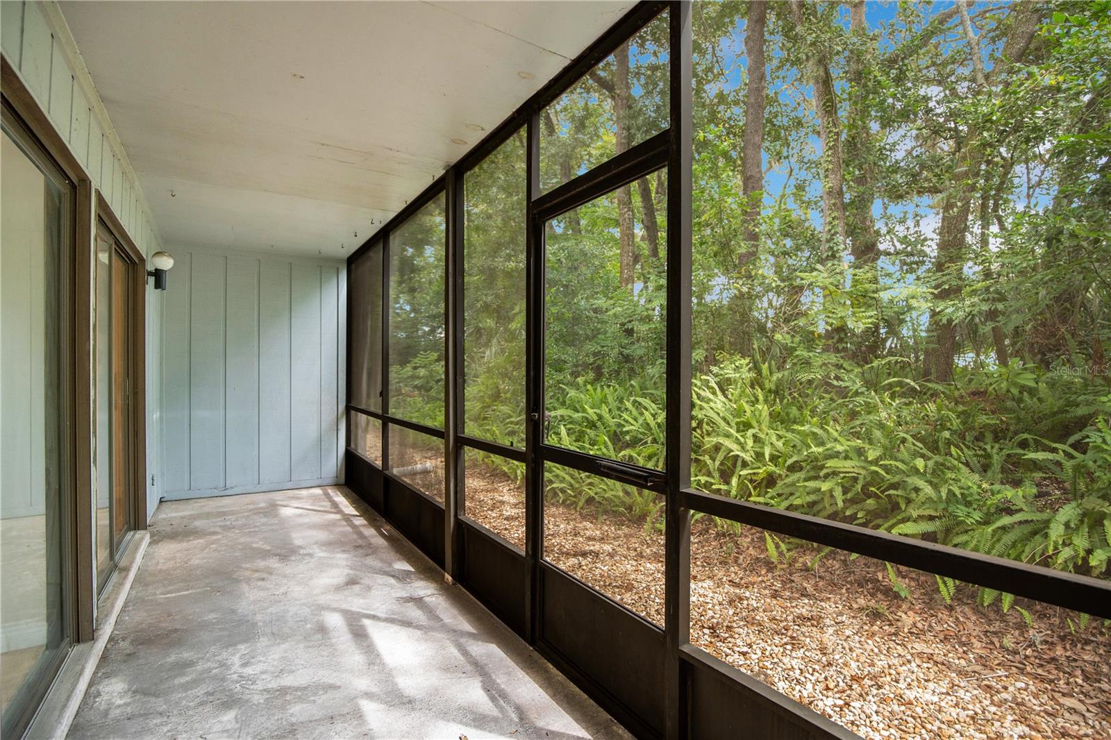 Image 13 of 15 For 10 Sheoah Boulevard 5