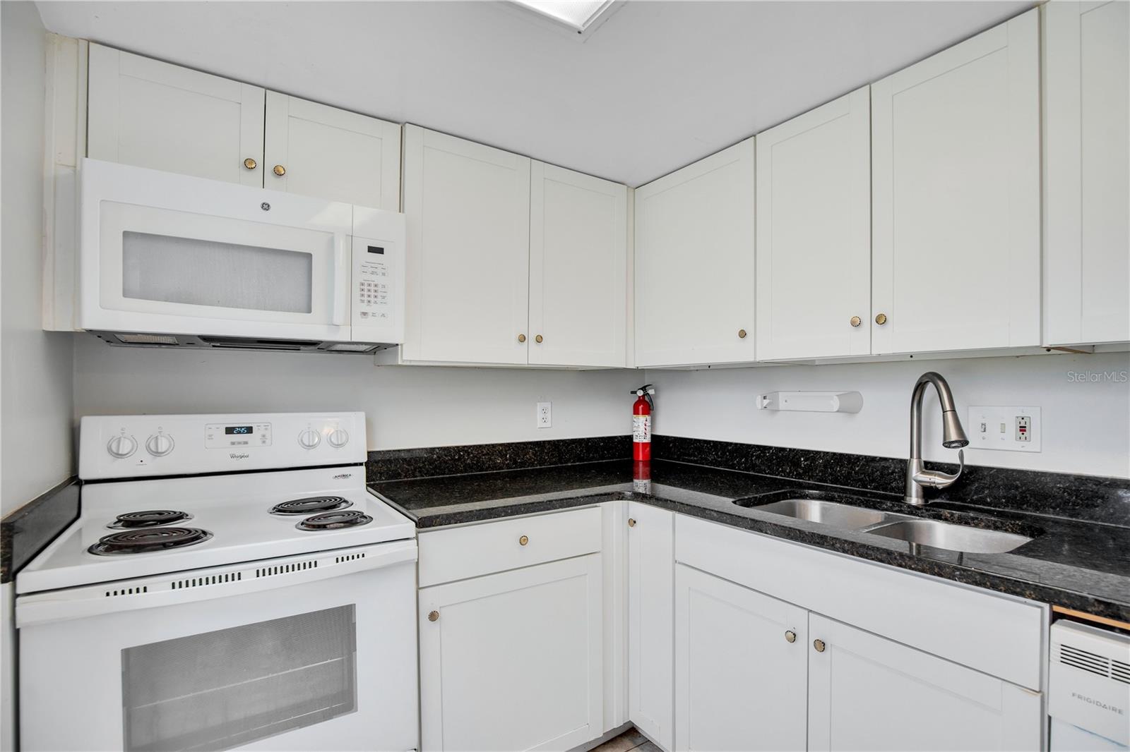 Image 4 of 15 For 10 Sheoah Boulevard 5