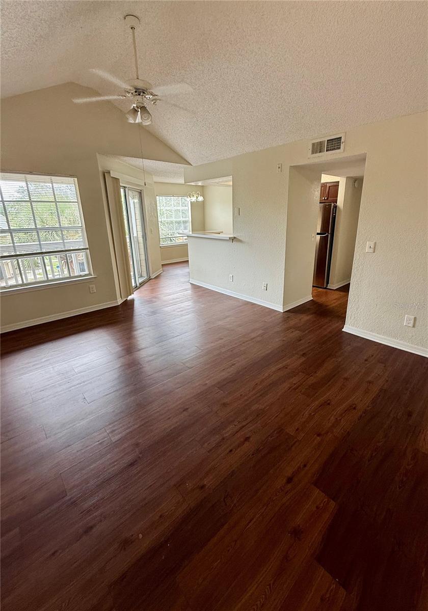 Image 8 of 23 For 1021 Hiawassee Road 3933