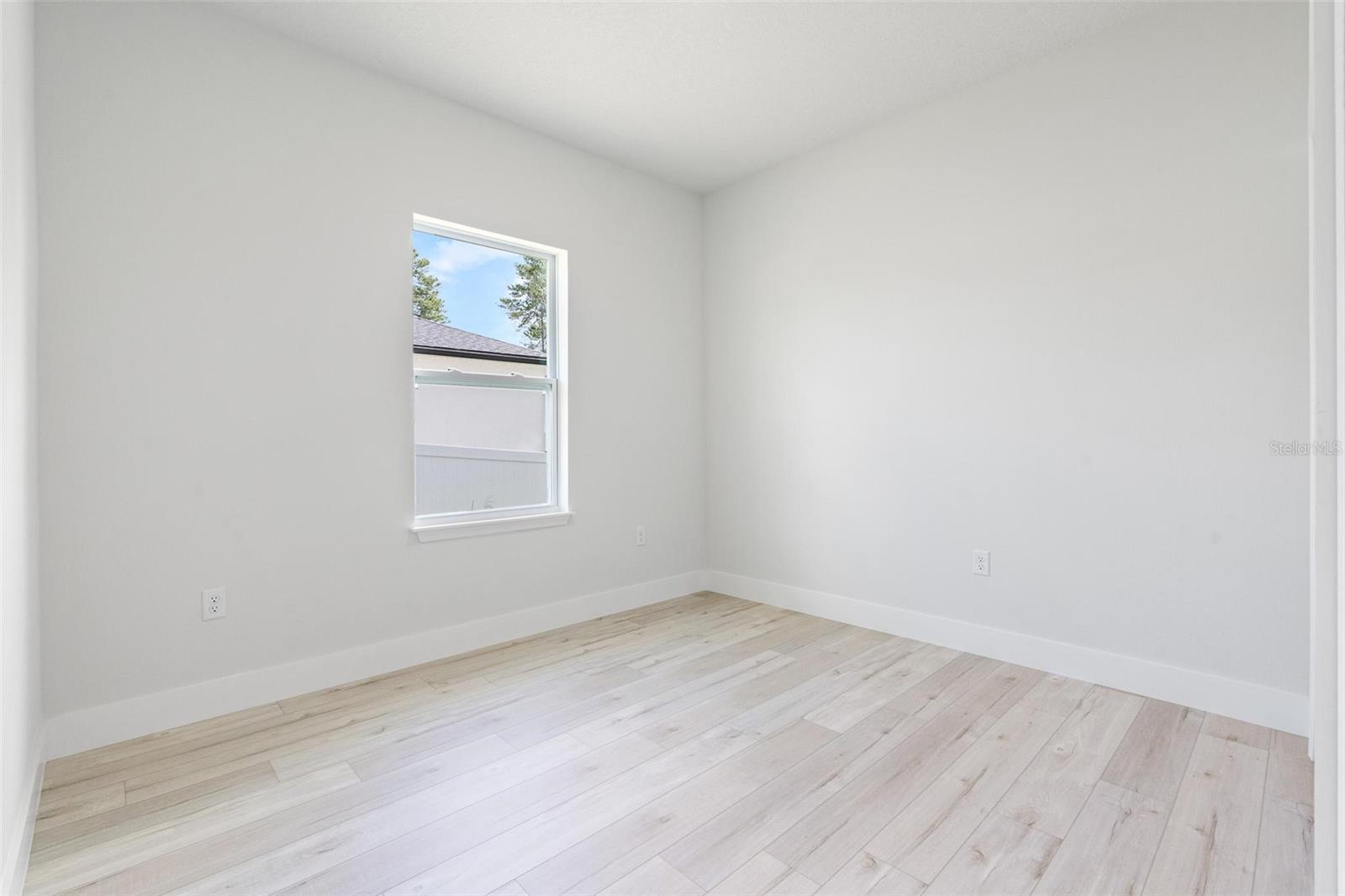 Image 27 of 44 For 2660 Sw 162nd Street Rd